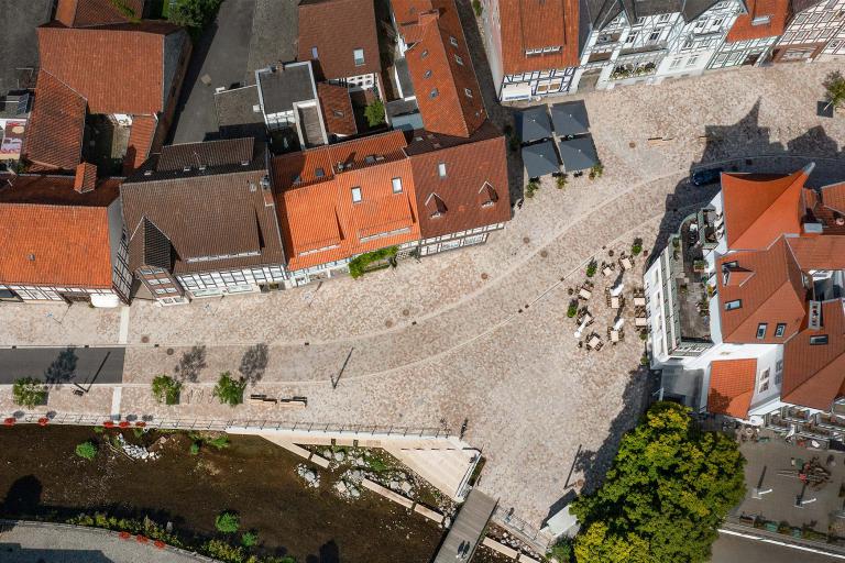 POLA_BSD_01_Lammegarten-Marktplatz-Bad-Salzdetfurth_Hanns-Joosten_DJI_0278.jpg