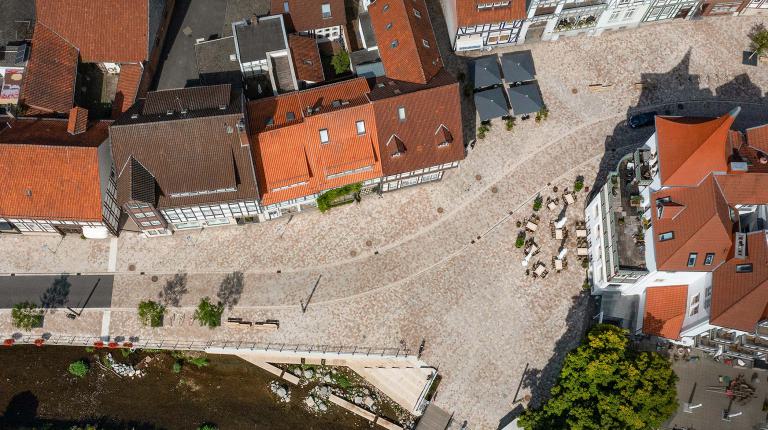 POLA_BSD_01_Lammegarten-Marktplatz-Bad-Salzdetfurth_Hanns-Joosten_DJI_0278.jpg